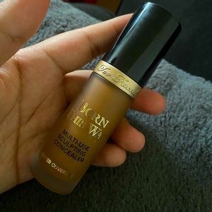 BORN THIS WAY MULTI-USE SCULPTING CONCEALER (Toffee)